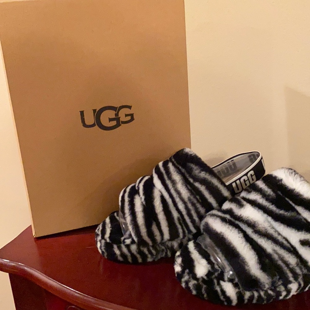 UGG Fluff Yeah Slide Zebra Size 9